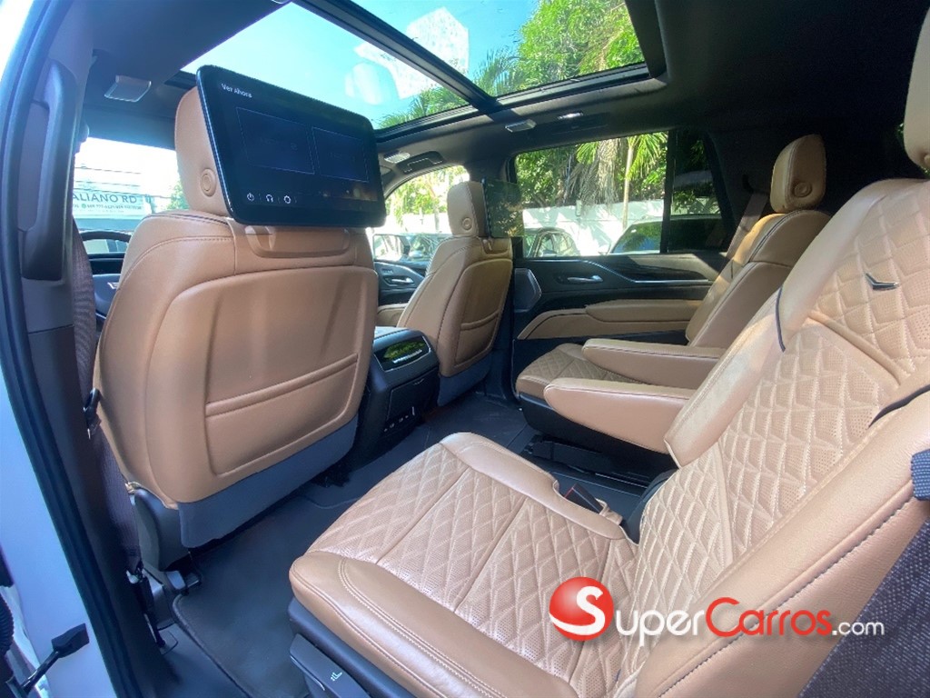2023 Cadillac Escalade Premium Luxury — foto 8 / 10