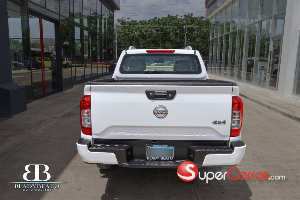 2024 Nissan Frontier XE — foto 4 / 12