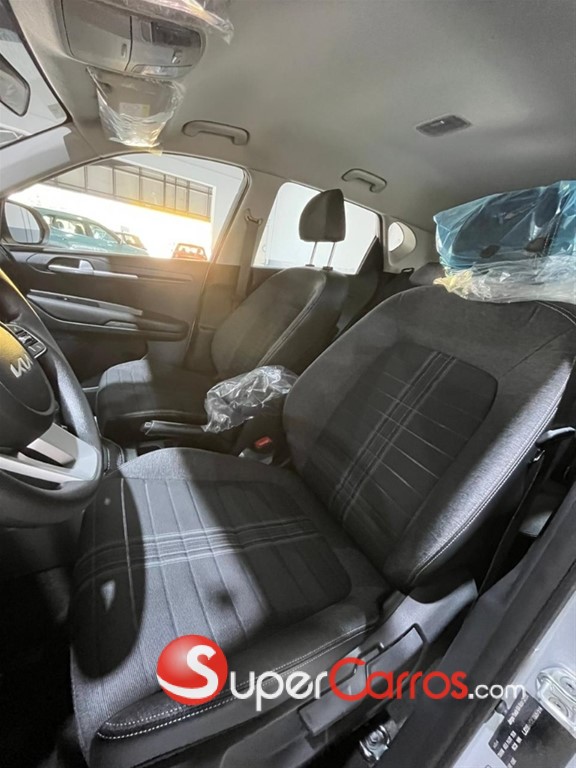 2026 Kia Sonet — foto 8 / 10