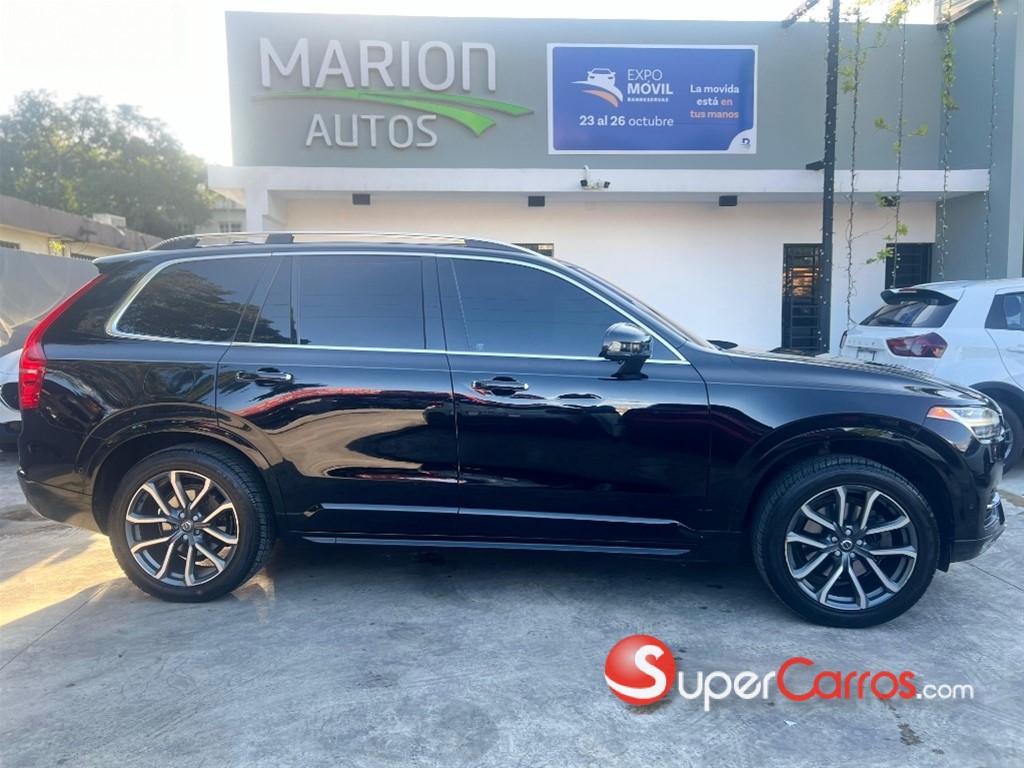 2018 Volvo XC90 Momentum T6