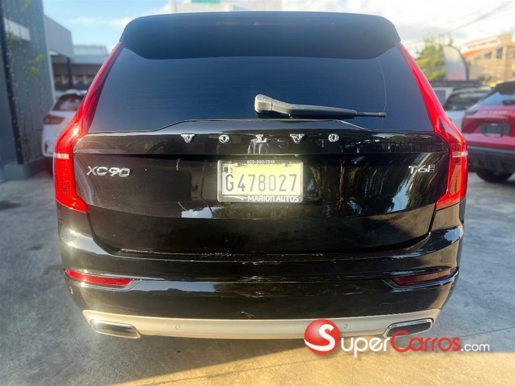 2018 Volvo XC90 Momentum T6 — foto 6 / 11