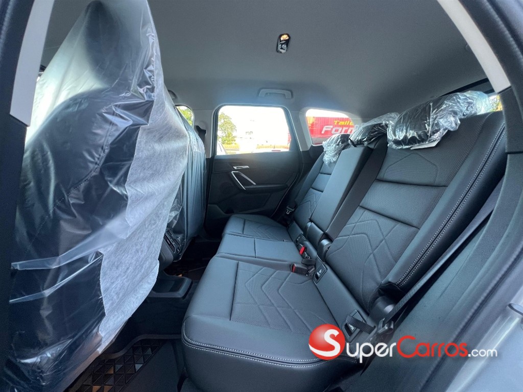 2026 BMW X 1 1.8i S DRIVE — foto 6 / 12
