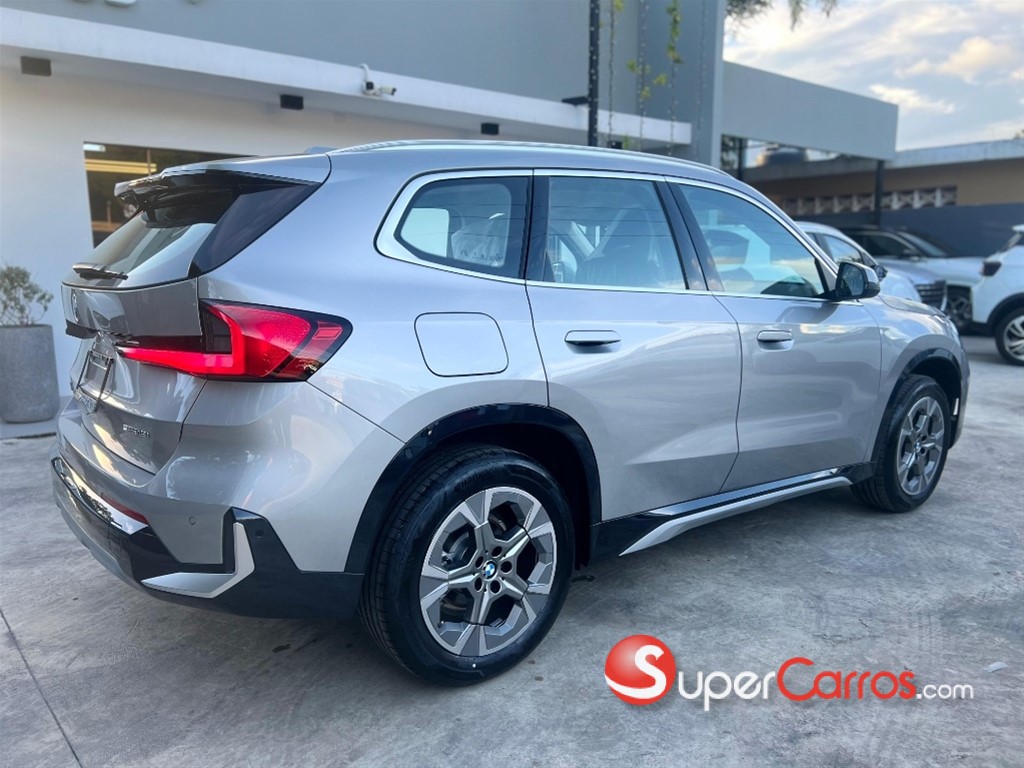 2026 BMW X 1 1.8i S DRIVE — foto 10 / 12