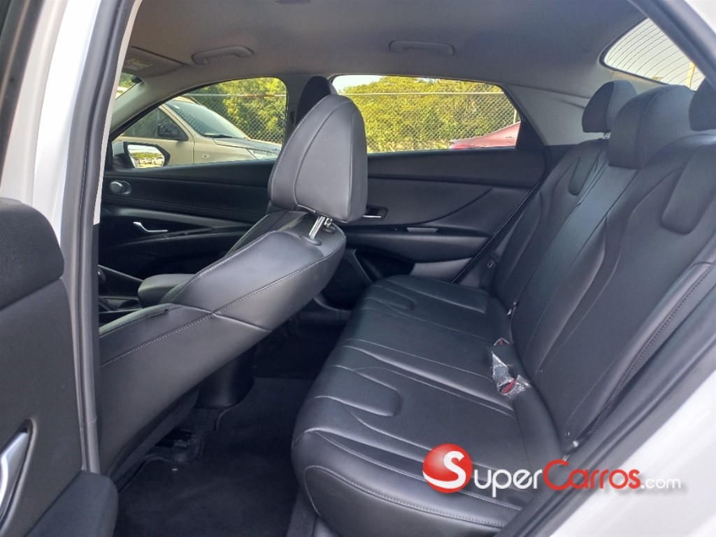 2021 Hyundai Avante — foto 5 / 11