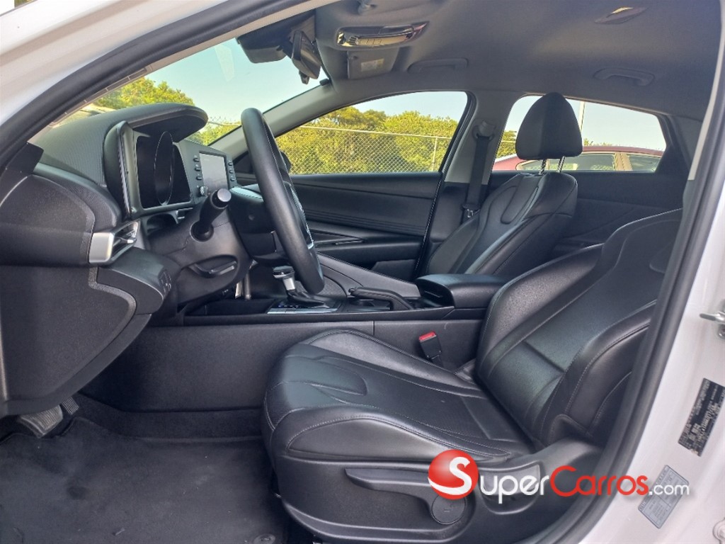2021 Hyundai Avante — foto 6 / 11