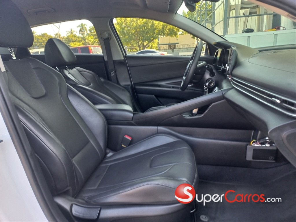 2021 Hyundai Avante — foto 8 / 11