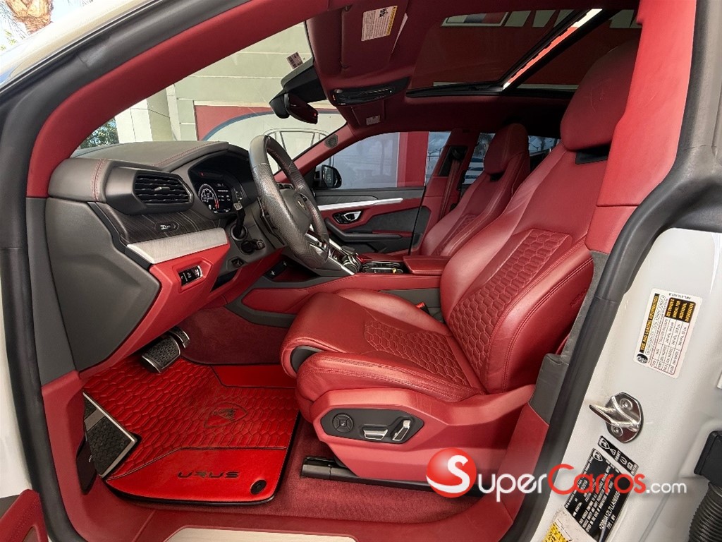 2020 Lamborghini Urus — foto 7 / 12