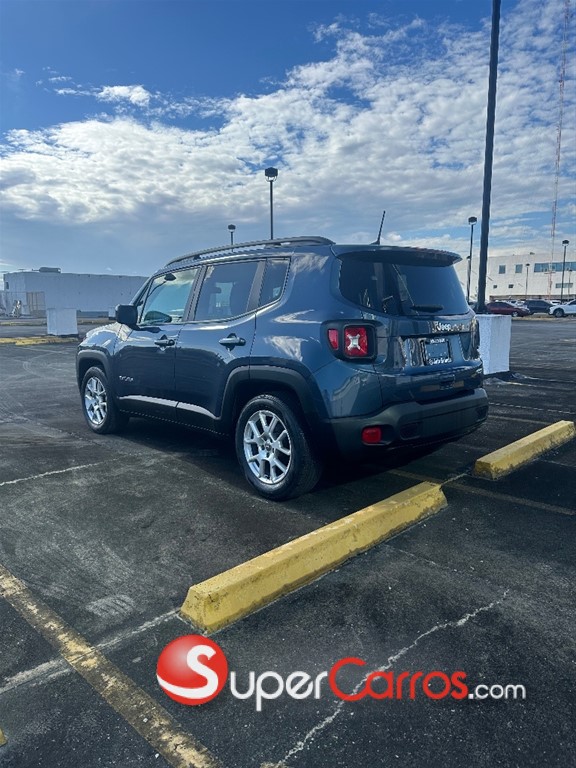 2020 Jeep Renegade Latitude — foto 3 / 10