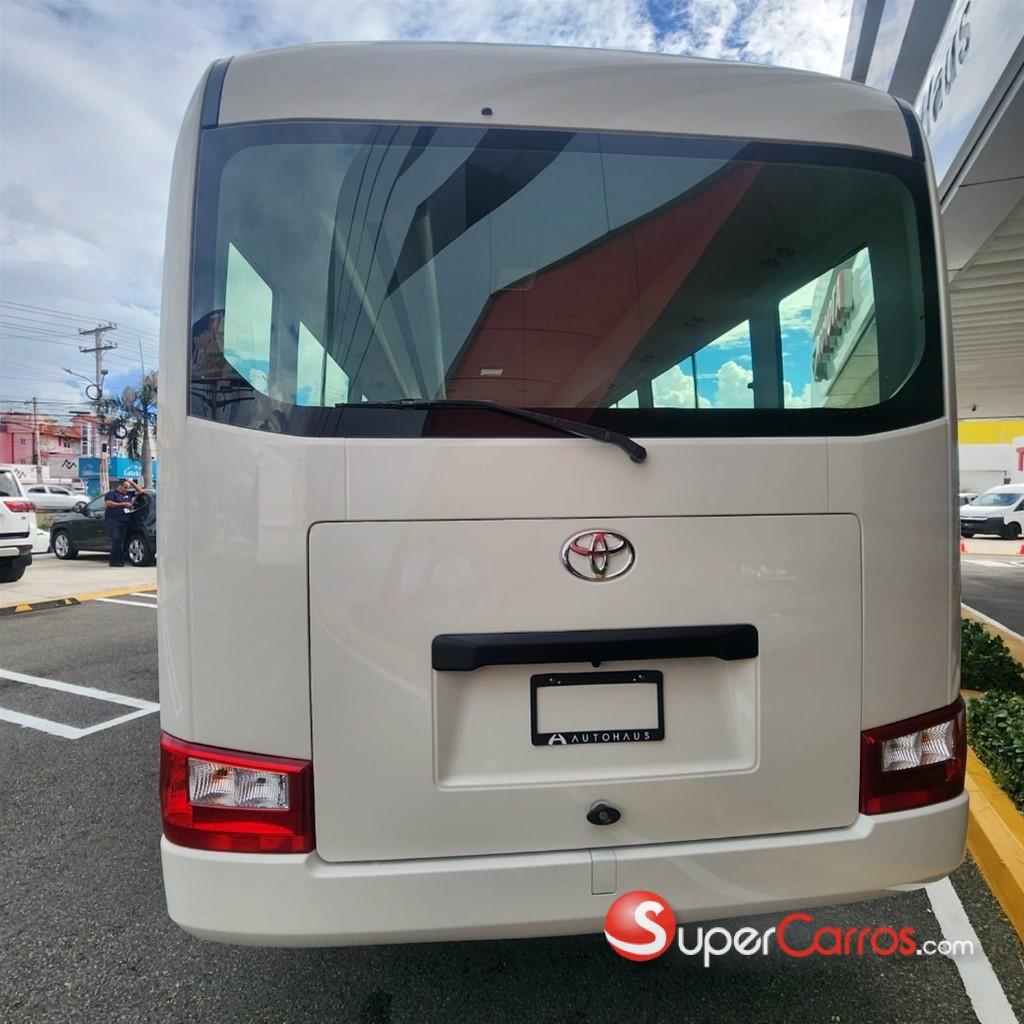 2026 Toyota Coaster — foto 7 / 12