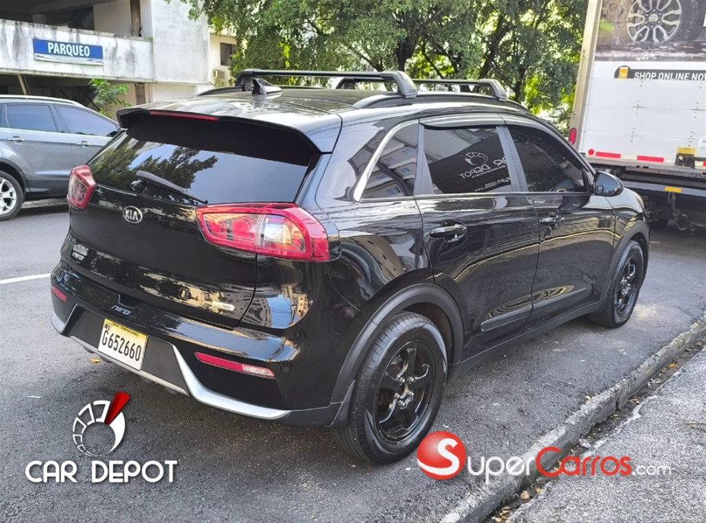 2017 Kia Niro — foto 4 / 10