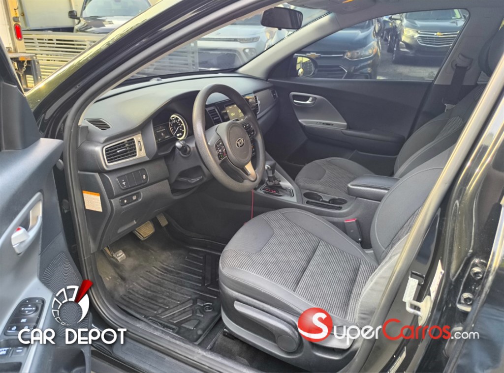 2017 Kia Niro — foto 8 / 10