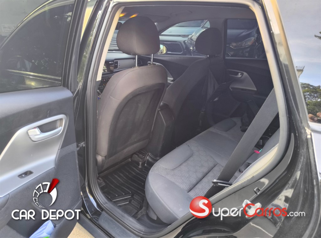 2017 Kia Niro — foto 10 / 10
