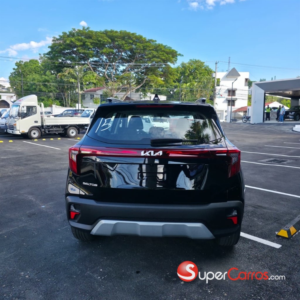 2027 Kia Seltos — foto 6 / 10