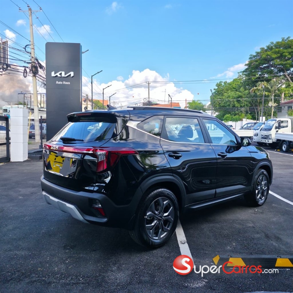 2027 Kia Seltos — foto 7 / 10