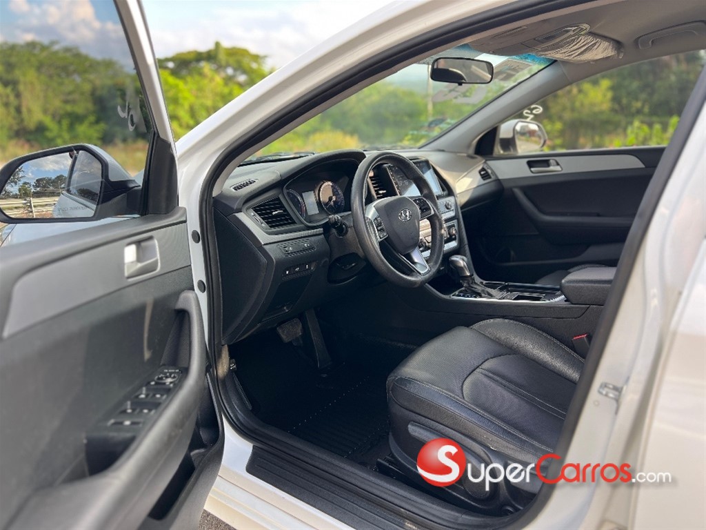 2020 Hyundai Sonata New Rise — foto 6 / 12