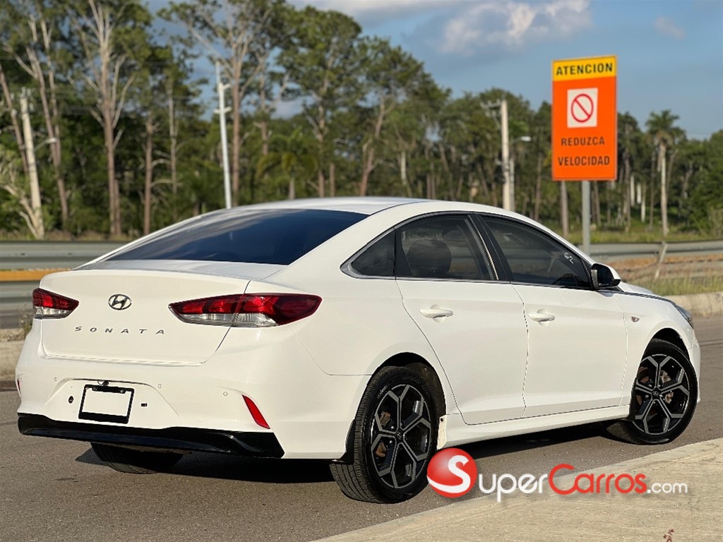 2020 Hyundai Sonata New Rise — foto 8 / 12