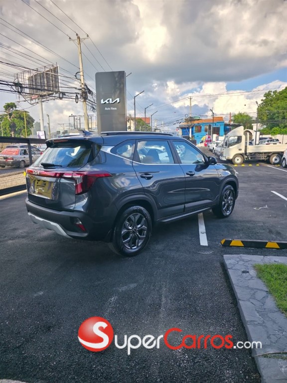 2026 Kia Seltos — foto 2 / 10