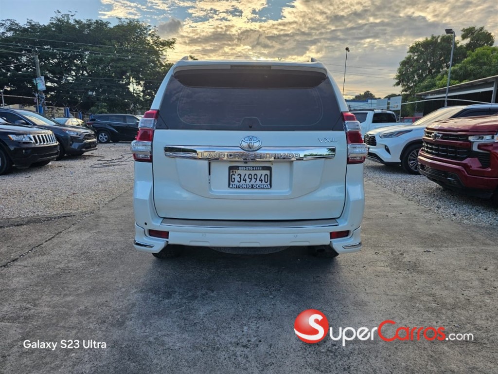 2015 Toyota Land Cruiser Prado VXL — foto 4 / 11