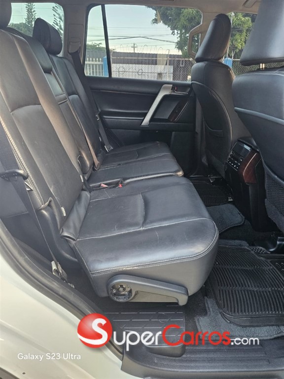 2015 Toyota Land Cruiser Prado VXL — foto 9 / 11