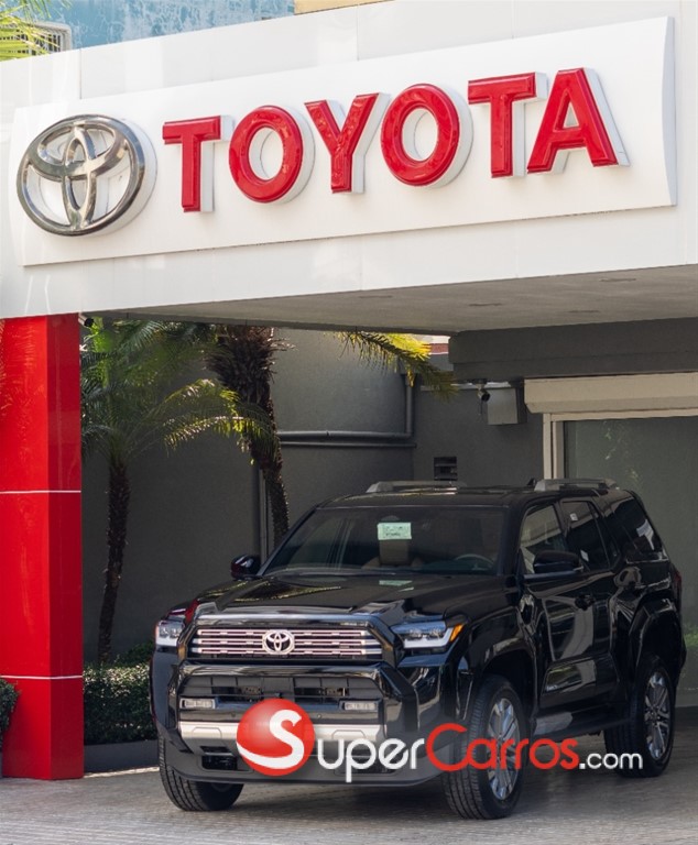 2027 Toyota 4 Runner Limited — foto 10 / 10