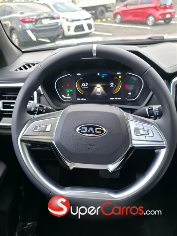 2027 Jac T9 — foto 10 / 12