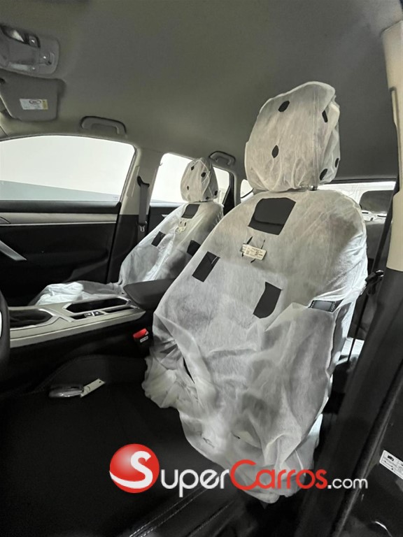 2027 Geely COOLRAY NEO — foto 10 / 12