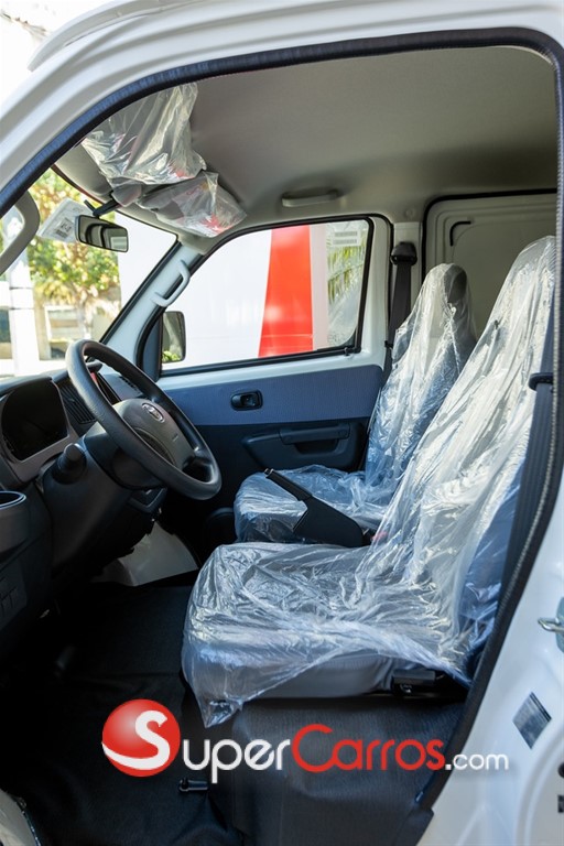 2025 Toyota Town-Ace Gran max — foto 3 / 8