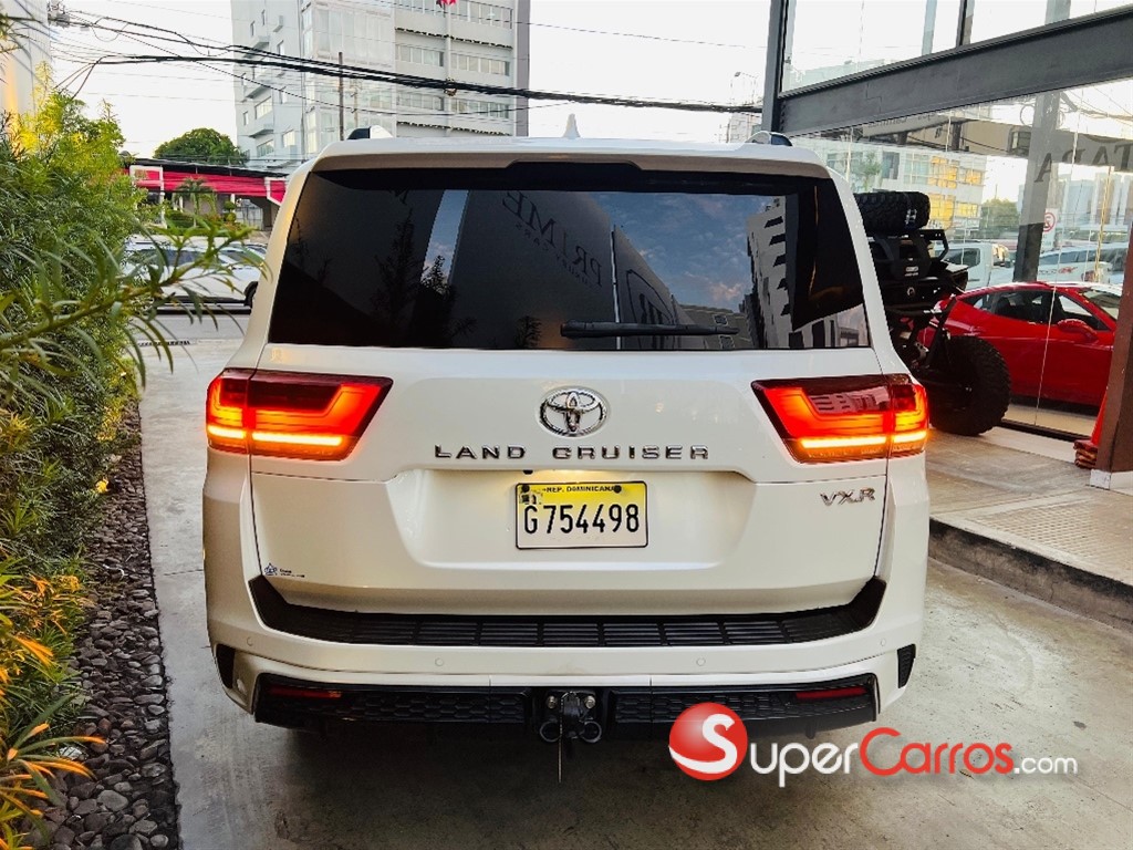 2025 Toyota Land Cruiser 300 VX-R — foto 5 / 12