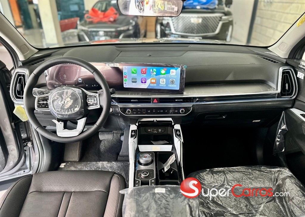 2027 Kia Sorento Limited — foto 8 / 12