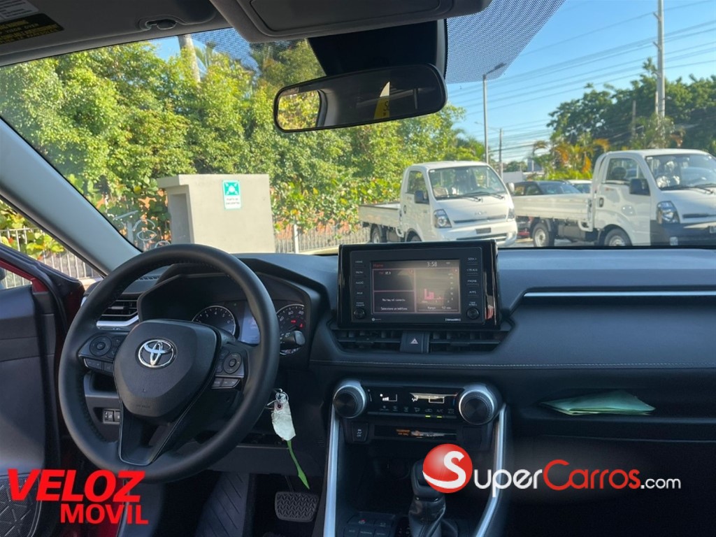 2021 Toyota RAV4 LE — foto 7 / 8