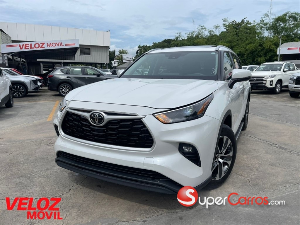 2023 Toyota Highlander XLE