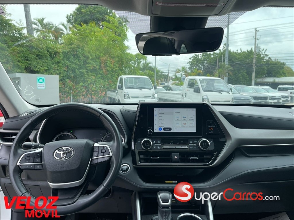 2023 Toyota Highlander XLE — foto 7 / 8