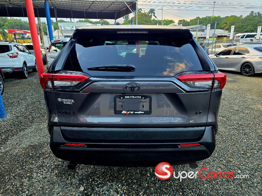2022 Toyota RAV4 LE — foto 7 / 12