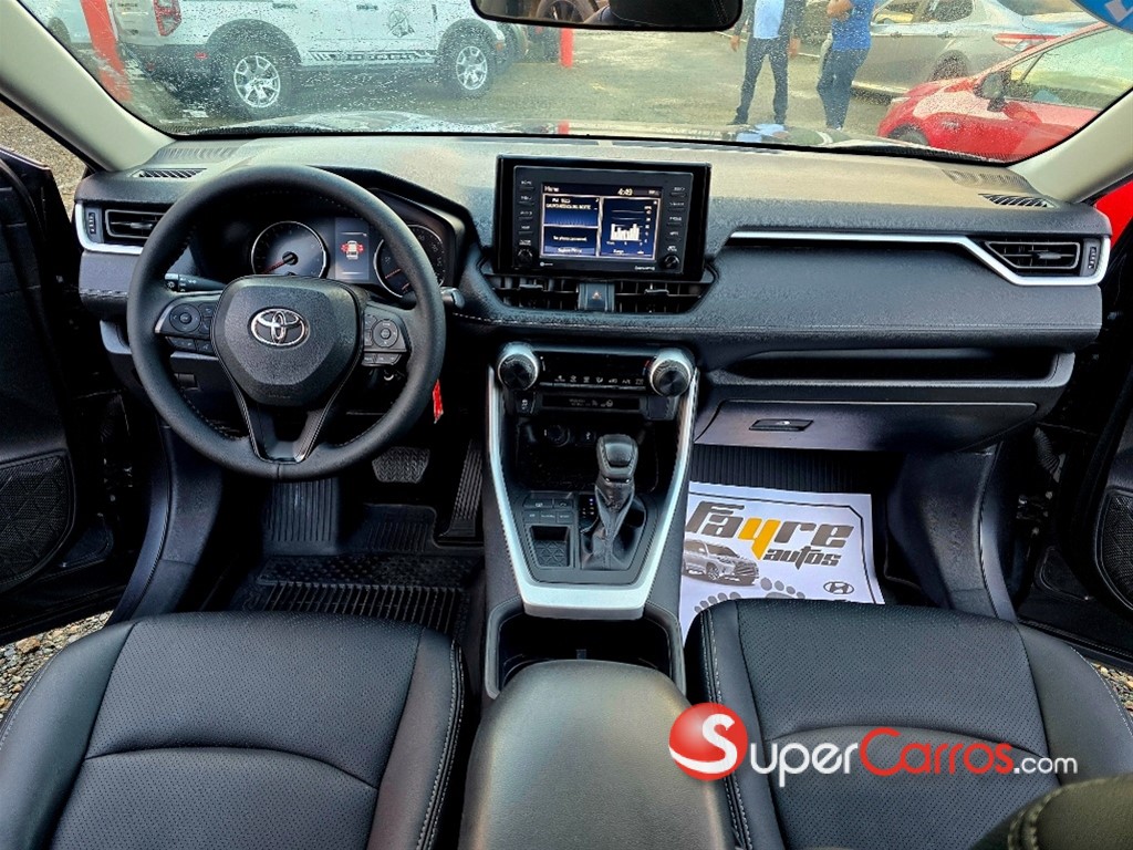 2022 Toyota RAV4 LE — foto 12 / 12
