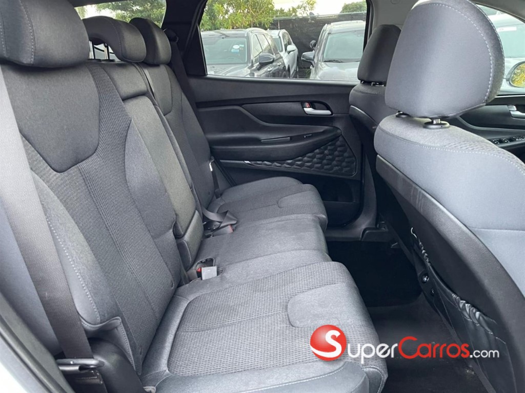 2021 Hyundai Santa Fe SEL — foto 8 / 12
