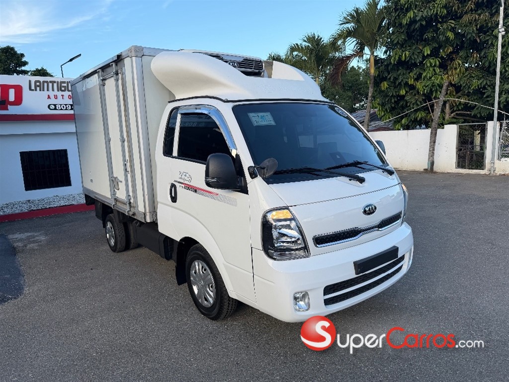 2020 Kia Bongo III — foto 3 / 9