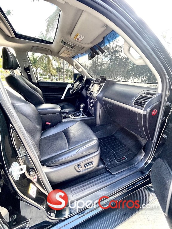 2020 Toyota Land Cruiser Prado VXL — foto 11 / 12