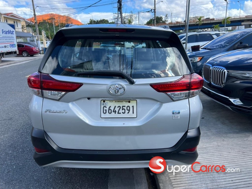 2024 Toyota Rush — foto 6 / 12