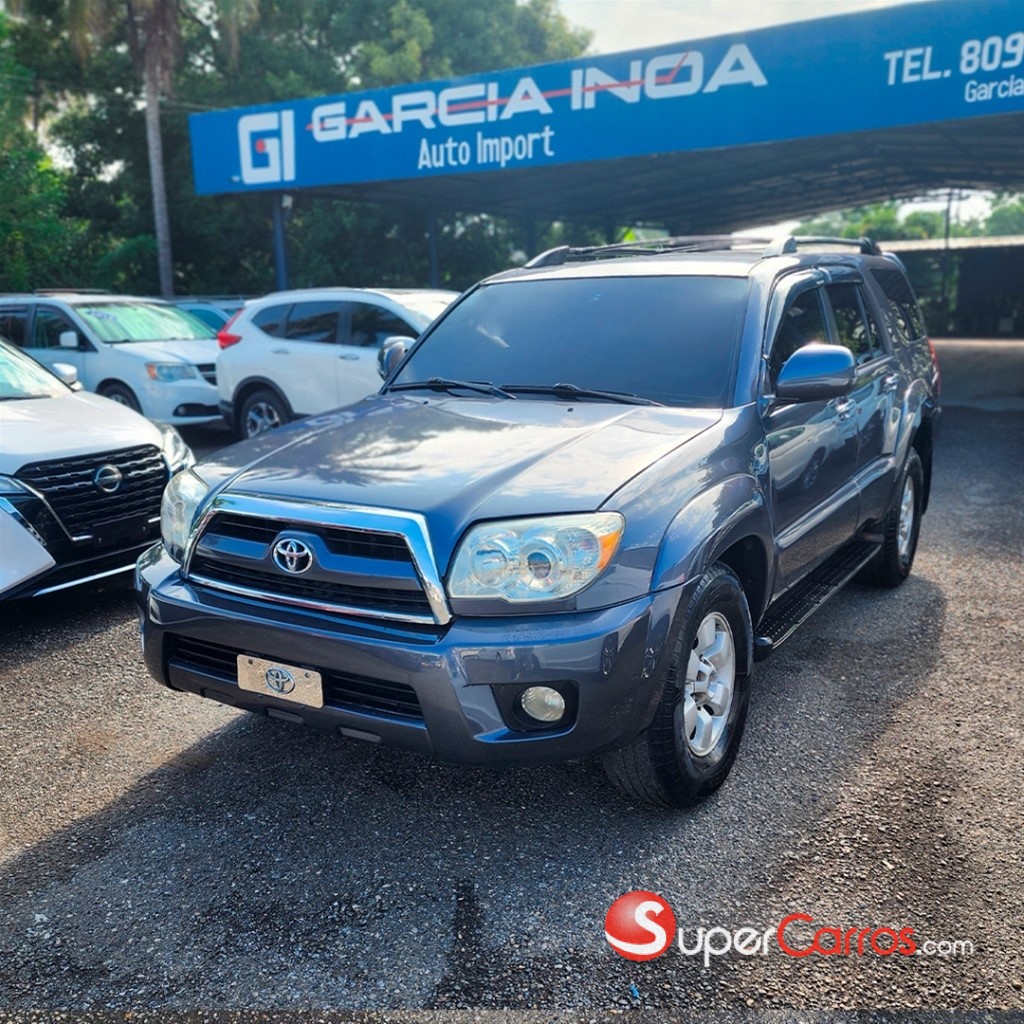 2006 Toyota 4 Runner SR5 — foto 2 / 9