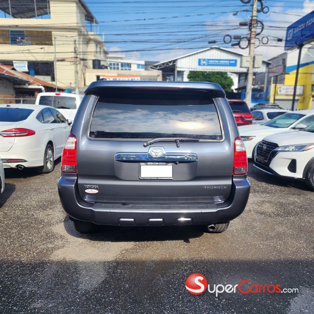 2006 Toyota 4 Runner SR5 — foto 4 / 9