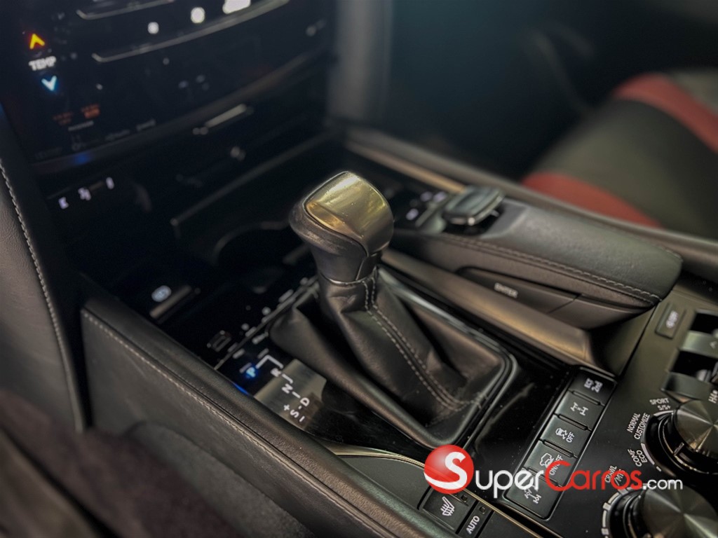 2018 Lexus LX 570 — foto 9 / 12