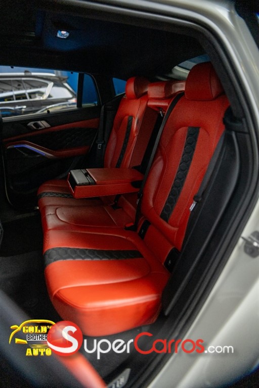 2021 BMW X 6 M COMPETITION — foto 8 / 12