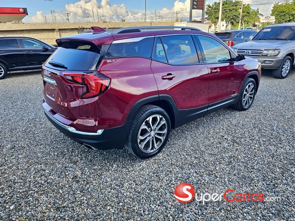 2020 GMC Terrain SLT — foto 3 / 9