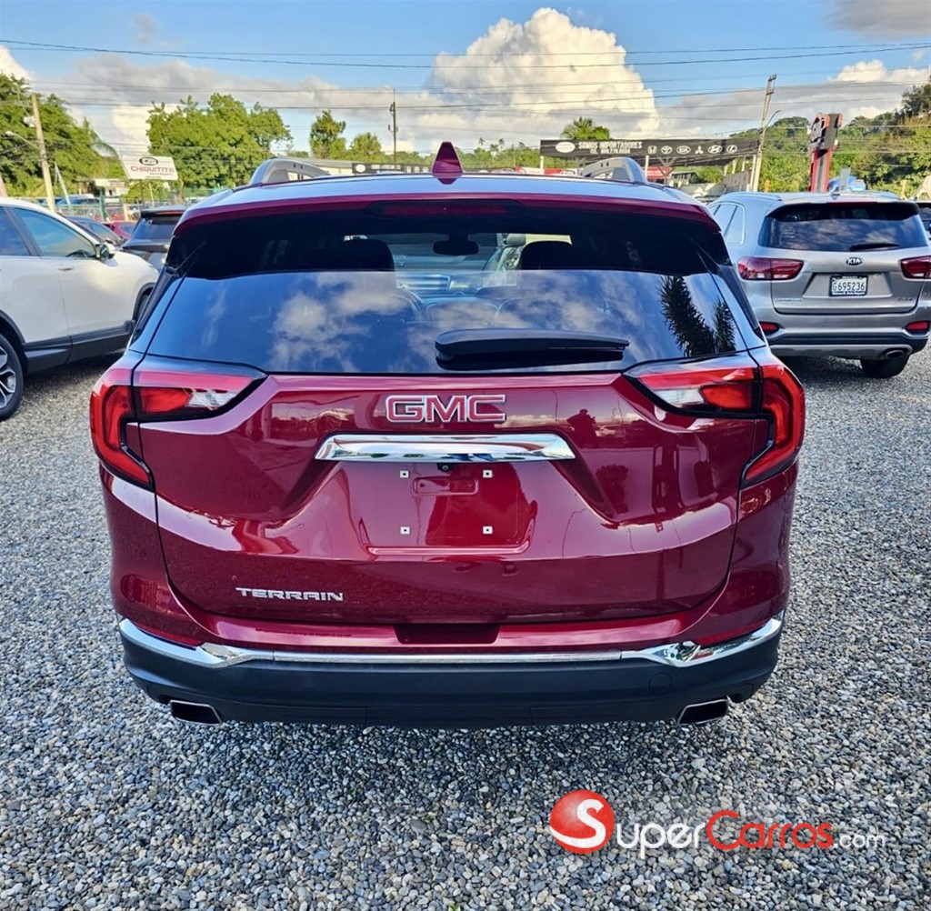 2020 GMC Terrain SLT — foto 7 / 9