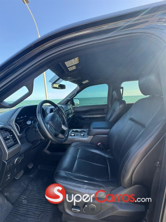 2018 Ford Expedition — foto 3 / 11