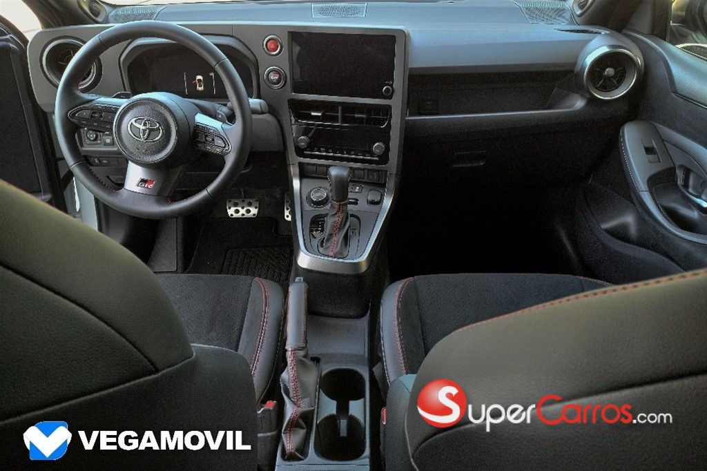 2026 Toyota Yaris GR — foto 11 / 12