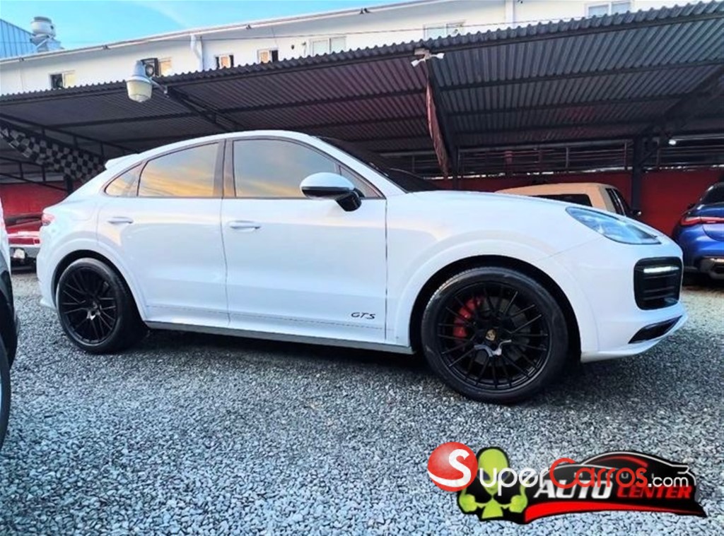 2021 Porsche Cayenne Coupe GTS — foto 2 / 12