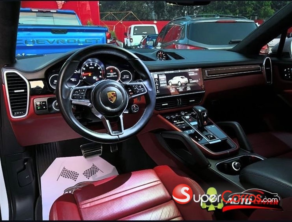 2021 Porsche Cayenne Coupe GTS — foto 10 / 12