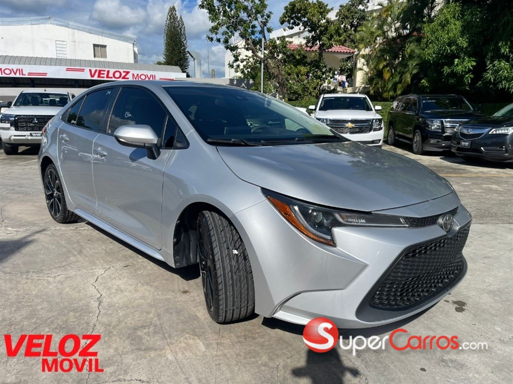 2020 Toyota Corolla LE — foto 2 / 7