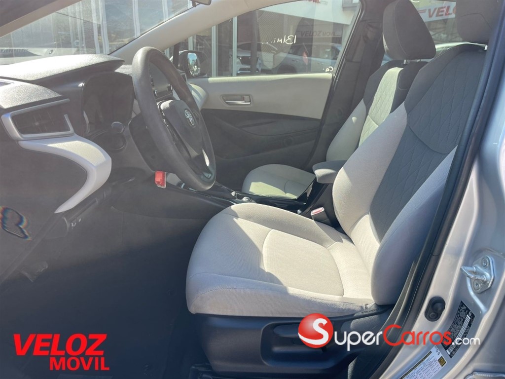 2020 Toyota Corolla LE — foto 4 / 7